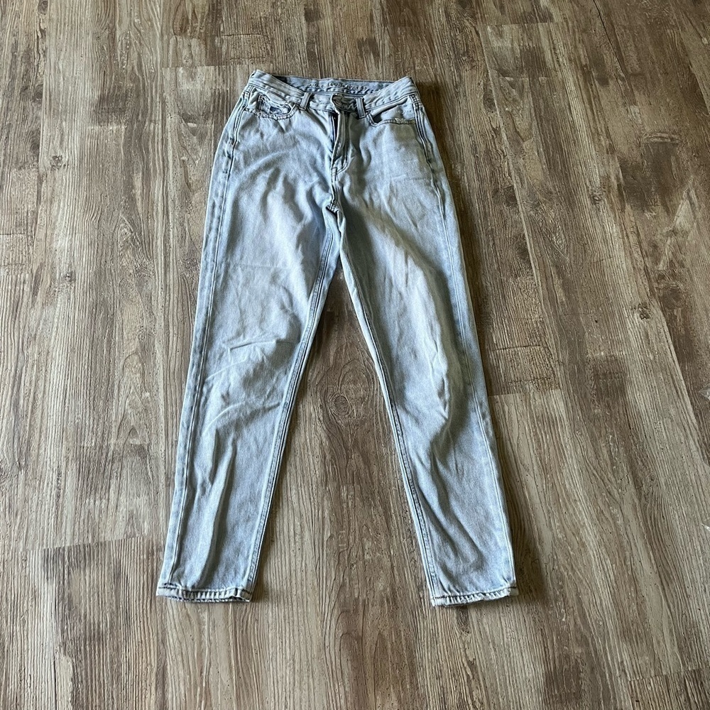 American Eagle Mom Jean Women’s Size 2